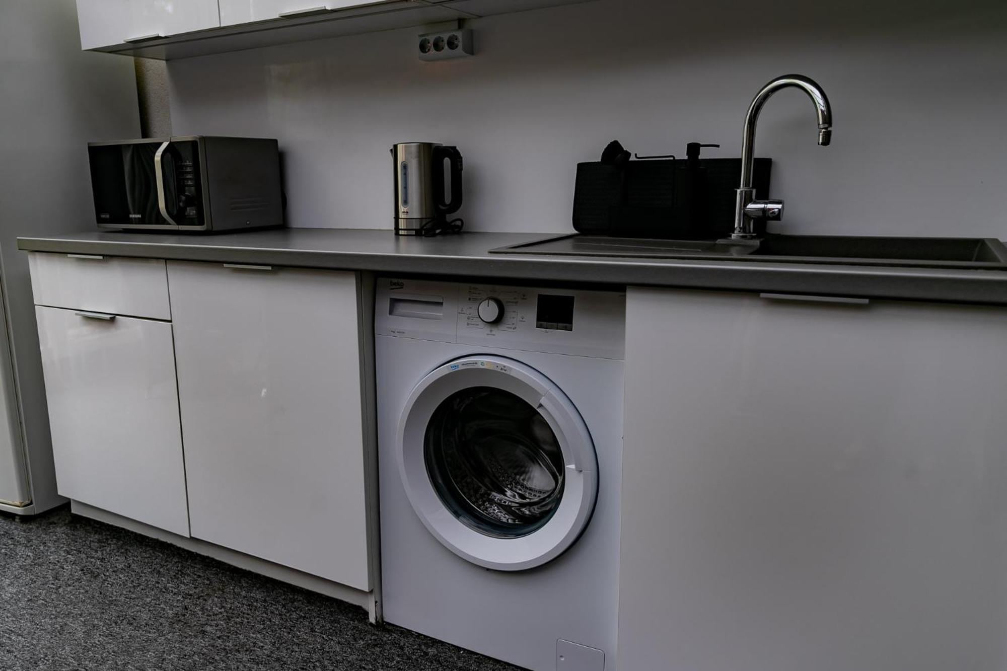 Motel1- A Megfizetheto Luxus! Dunaújváros Kültér fotó