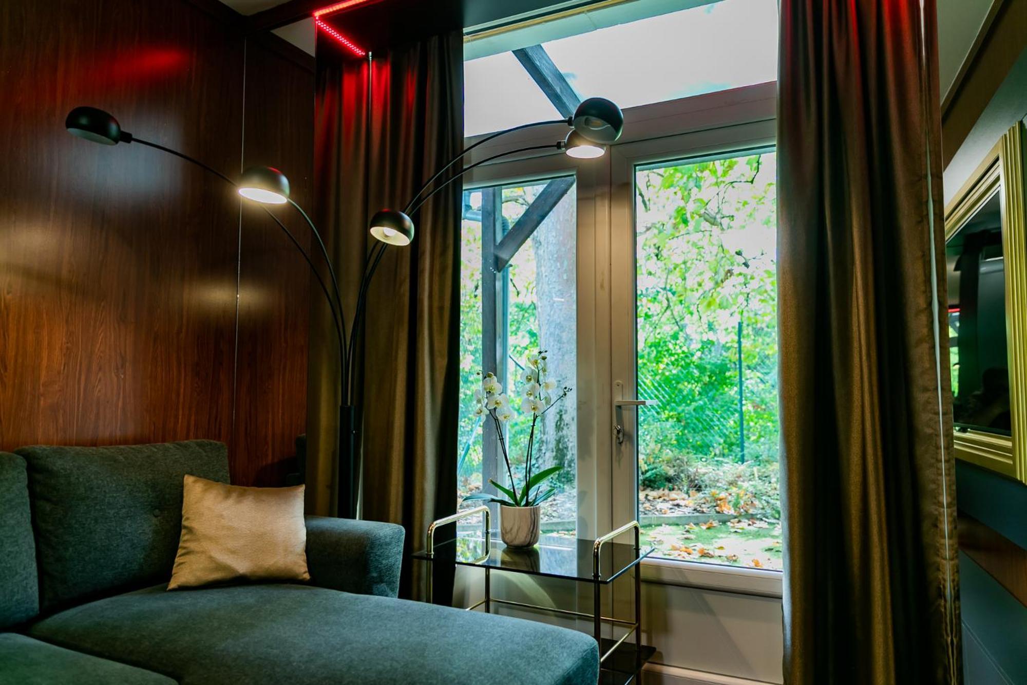 Motel1- A Megfizetheto Luxus! Dunaújváros Kültér fotó